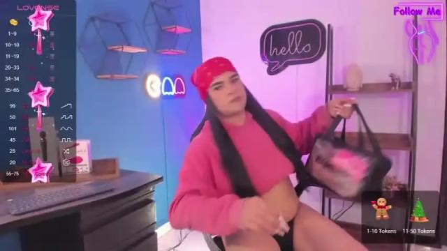 Image 11 of miley_cute_22 Stream on Chaturbate on 16 months ago