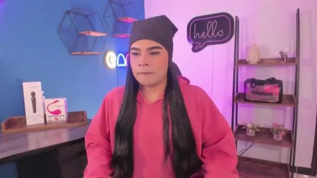 Image 2 of miley_cute_22 Stream on Chaturbate on 16 months ago