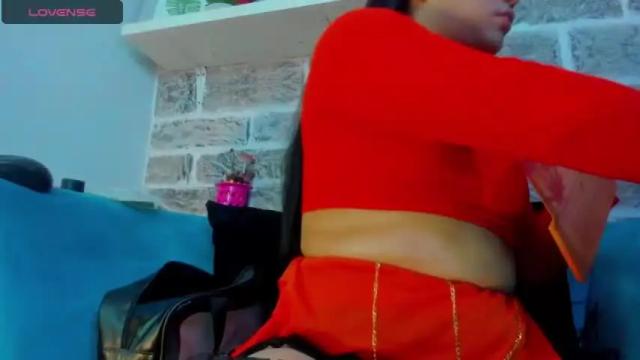 Image 4 of miley_cute_22 Stream on Chaturbate on 16 months ago