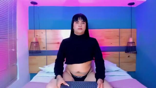 Image 3 of miley_cute_22 Stream on Chaturbate on 16 months ago