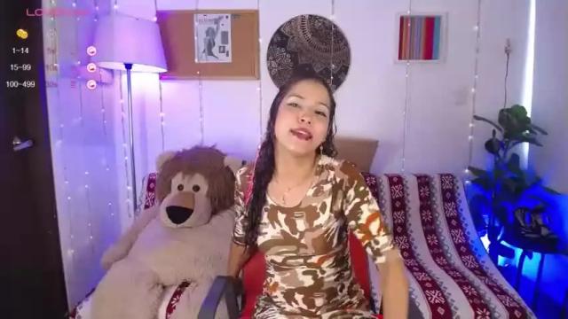 Image 2 of miley_leen Stream on Chaturbate on 18 months ago