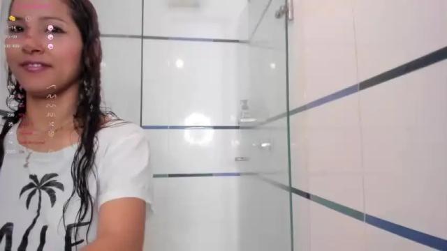 Image 3 of miley_leen Stream on Chaturbate on 17 months ago