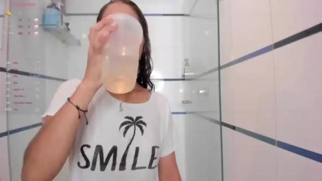 Image 6 of miley_leen Stream on Chaturbate on 17 months ago