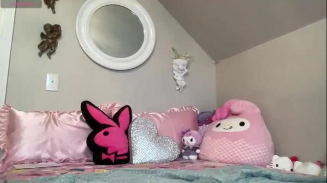 Image 7 of miley_monroee Stream on Chaturbate on 1 month ago