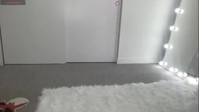 Image 8 of miley_monroee Stream on Chaturbate on 1 month ago