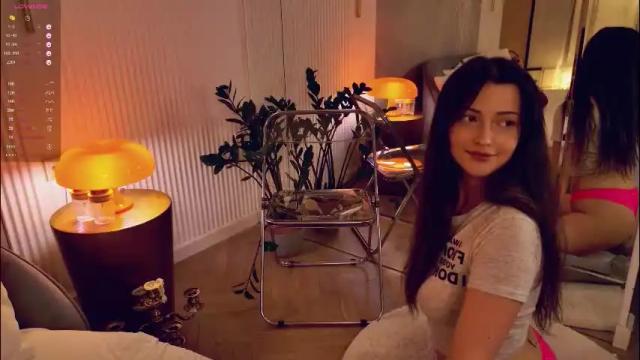 Image 8 of miley_smile Stream on Chaturbate on 2 months ago