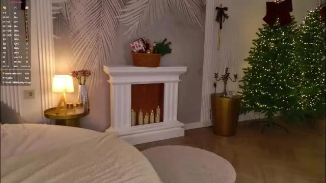 Image 4 of miley_smile Stream on Chaturbate on 1 month ago