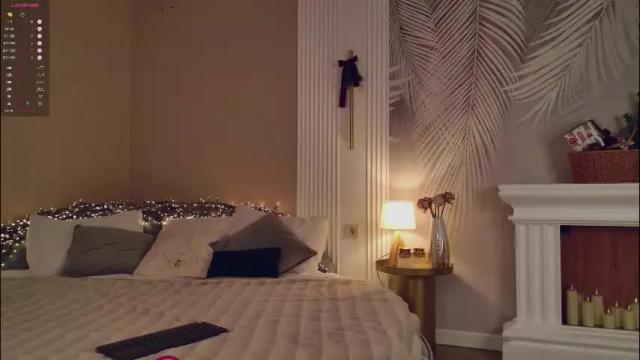 Image 2 of miley_smile Stream on Chaturbate on 1 month ago