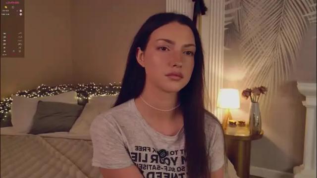 Image 6 of miley_smile Stream on Chaturbate on 1 month ago