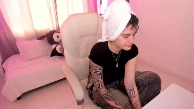 Image 11 of mileyberry Stream on Chaturbate on 1 month ago