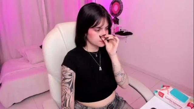 Image 7 of mileyberry Stream on Chaturbate on 1 month ago