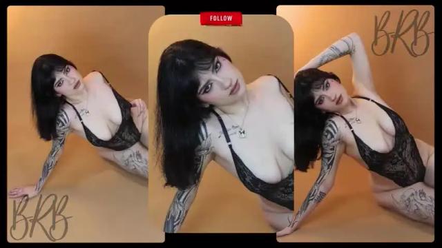 Image 3 of mileyberry Stream on Chaturbate on 1 day ago