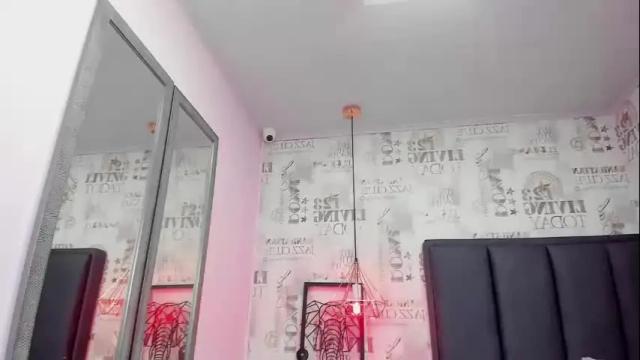 Image 2 of mileyerikson Stream on Chaturbate on 1 month ago