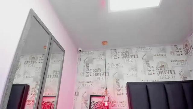 Image 4 of mileyerikson Stream on Chaturbate on 1 month ago