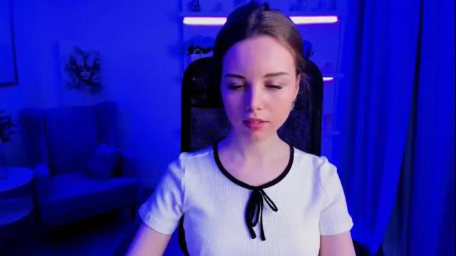 Thumbnail 2, mileygloss's Stream at Chaturbate, 10 days ago