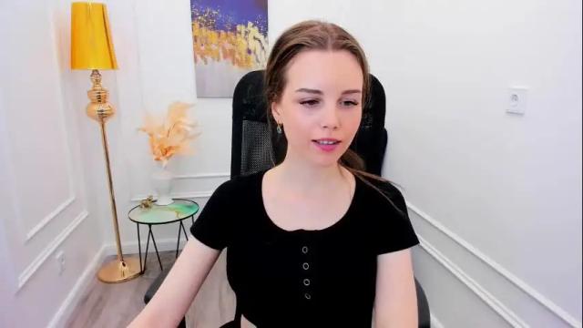 Thumbnail 2, mileygloss's Stream at Chaturbate, 9 days ago