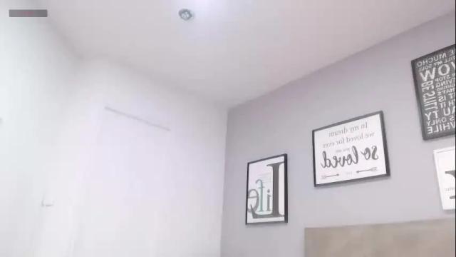 Image 3 of mileyhudson Stream on Chaturbate on 1 month ago