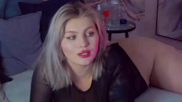 Image 12 of mileymure Stream on Chaturbate on 13 months ago