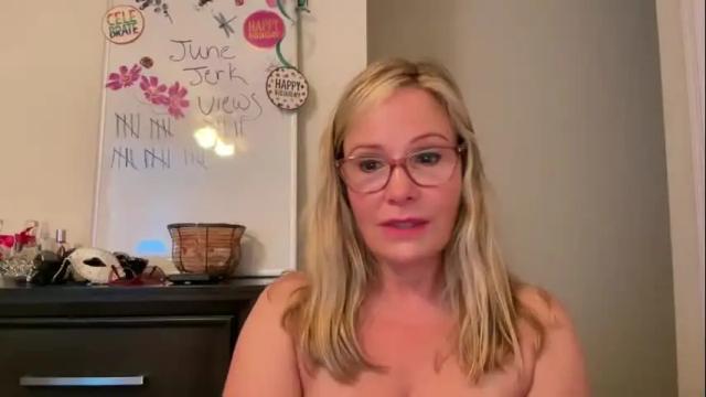 Image 10 of milf_goddess Stream on Chaturbate on 4 months ago