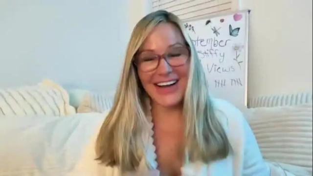 Image 10 of milf_goddess Stream on Chaturbate on 1 month ago