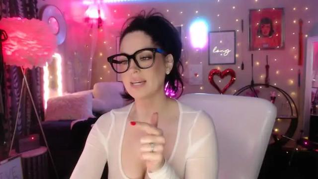 Image 4 of milf_lacey Stream on Chaturbate on 1 month ago