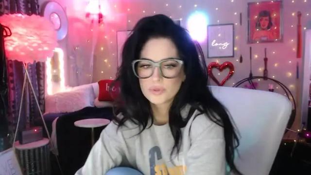 Image 3 of milf_lacey Stream on Chaturbate on 1 month ago