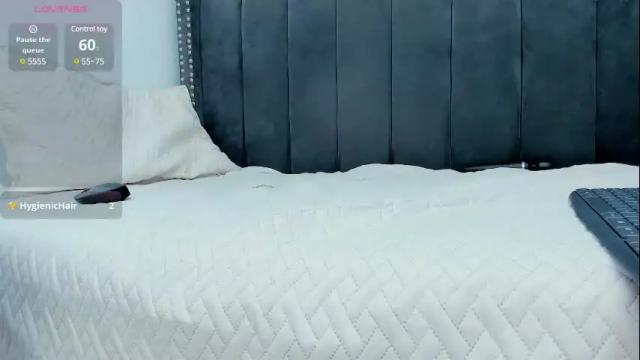 Image 10 of milf_loven Stream on Chaturbate on 10 days ago