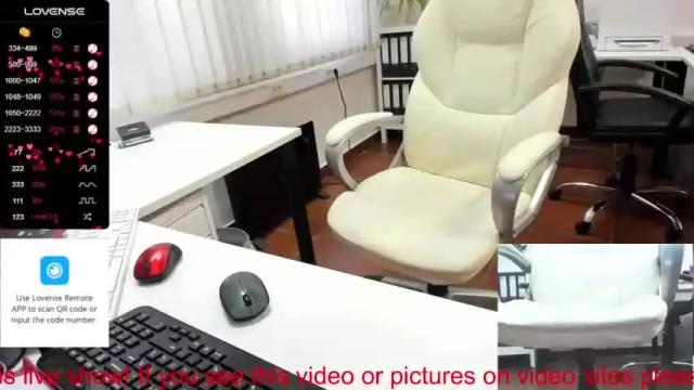Thumbnail 3, milf_viktoria's Stream at Chaturbate, 12 months ago