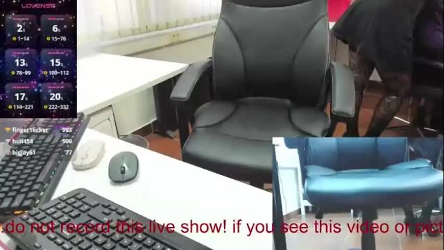 Image 8 of milf_viktoria Stream on Chaturbate on 7 days ago