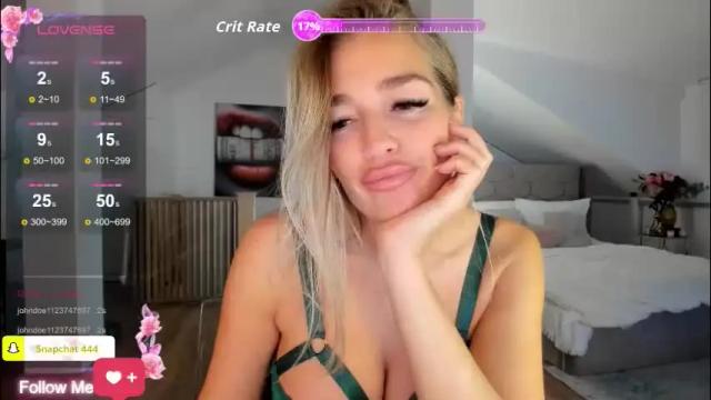 Image 7 of milfblondy Stream on Chaturbate on 2 months ago