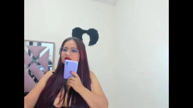 Image 4 of milfmegatits Stream on Chaturbate on 9 days ago