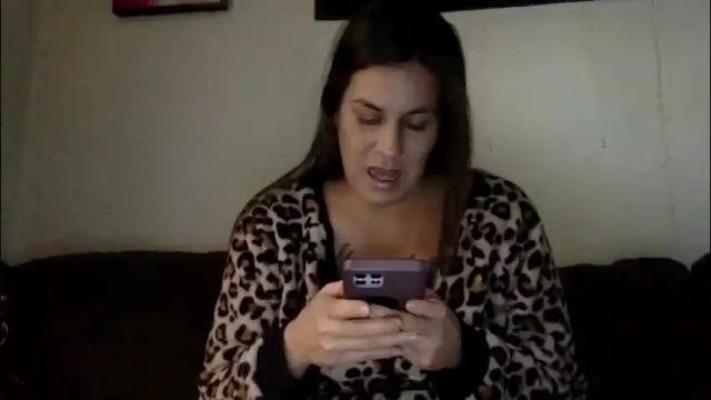 Image 6 of milfsfreaky69 Stream on Chaturbate on 13 days ago