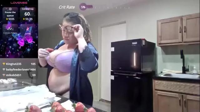 Image 3 of milfshakelounge Stream on Chaturbate on 6 months ago