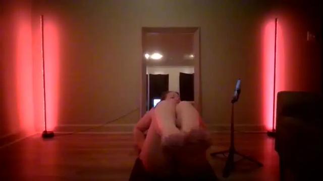 Image 4 of milfshakelounge Stream on Chaturbate on 5 months ago