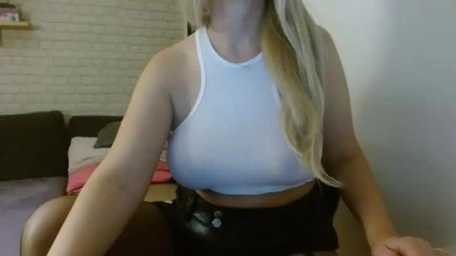 Image 7 of milfysworld Stream on Chaturbate on 15 months ago