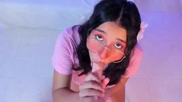 Image 10 of miliaangeles Stream on Chaturbate on 13 months ago