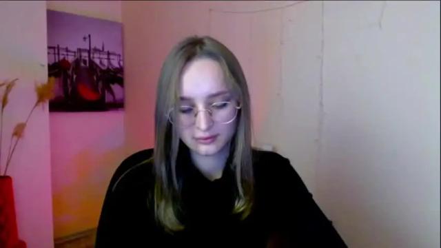 Image 8 of milka_shy Stream on Chaturbate on 19 months ago