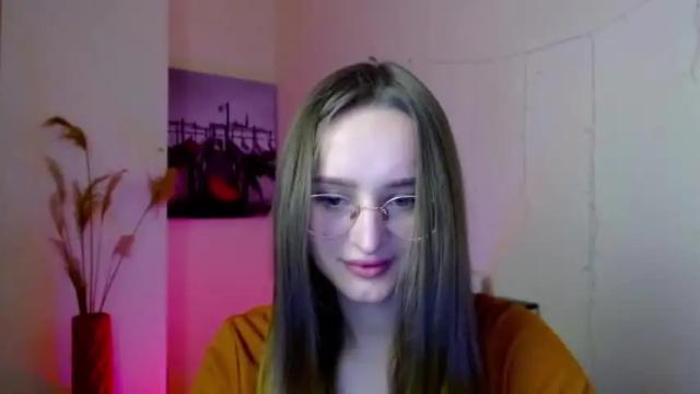 Image 8 of milka_shy Stream on Chaturbate on 19 months ago