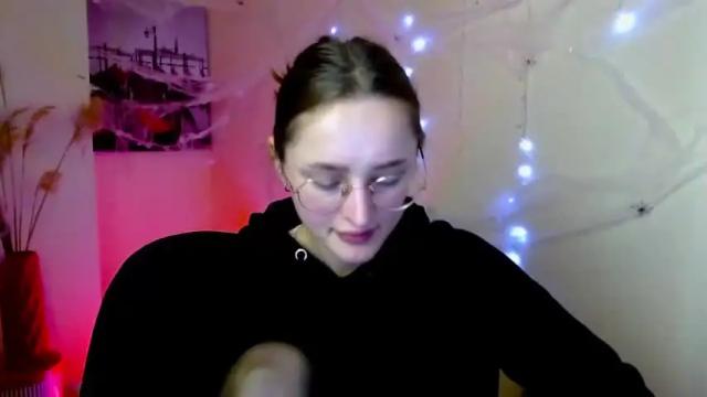 Image 6 of milka_shy Stream on Chaturbate on 18 months ago