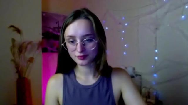 Image 11 of milka_shy Stream on Chaturbate on 18 months ago