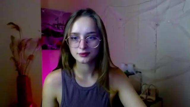 Image 2 of milka_shy Stream on Chaturbate on 18 months ago