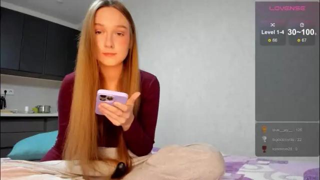 Image 2 of milkaeliza1 Stream on Chaturbate on 1 month ago