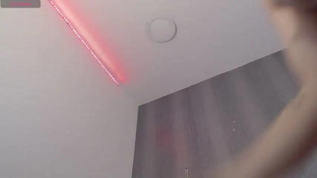 Image 4 of milker_amira Stream on Chaturbate on 12 months ago
