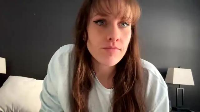 Image 3 of milkingmommy Stream on Chaturbate on 16 months ago