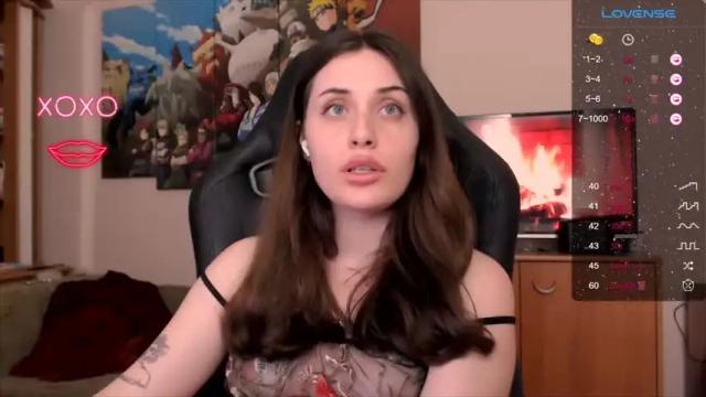 Image 2 of milkmiracle Stream on Chaturbate on 23 months ago