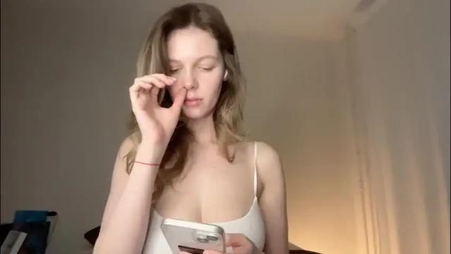 Image 4 of milky__way_ Stream on Chaturbate on 1 month ago