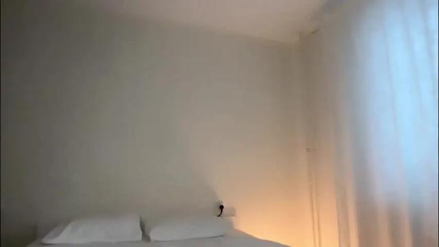 Image 3 of milky__way_ Stream on Chaturbate on 22 days ago