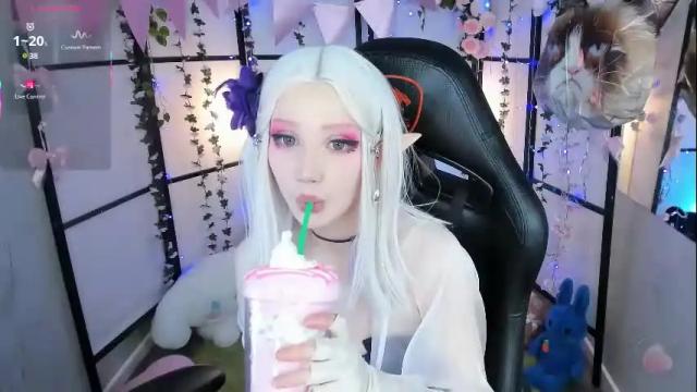Image 12 of milkycute Stream on Chaturbate on 20 days ago