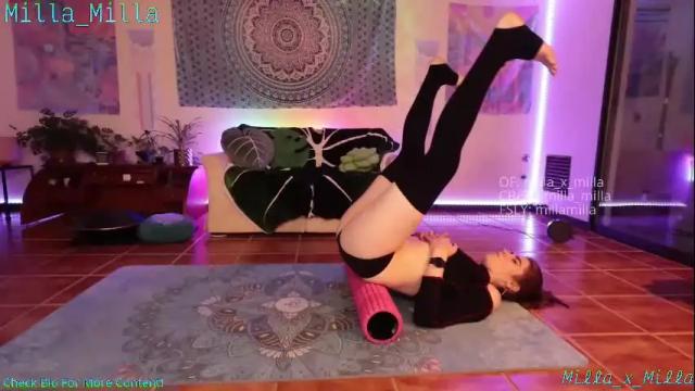 Image 3 of milla_milla Stream on Chaturbate on 1 month ago