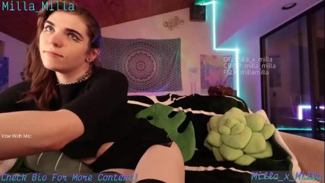 Image 4 of milla_milla Stream on Chaturbate on 22 days ago